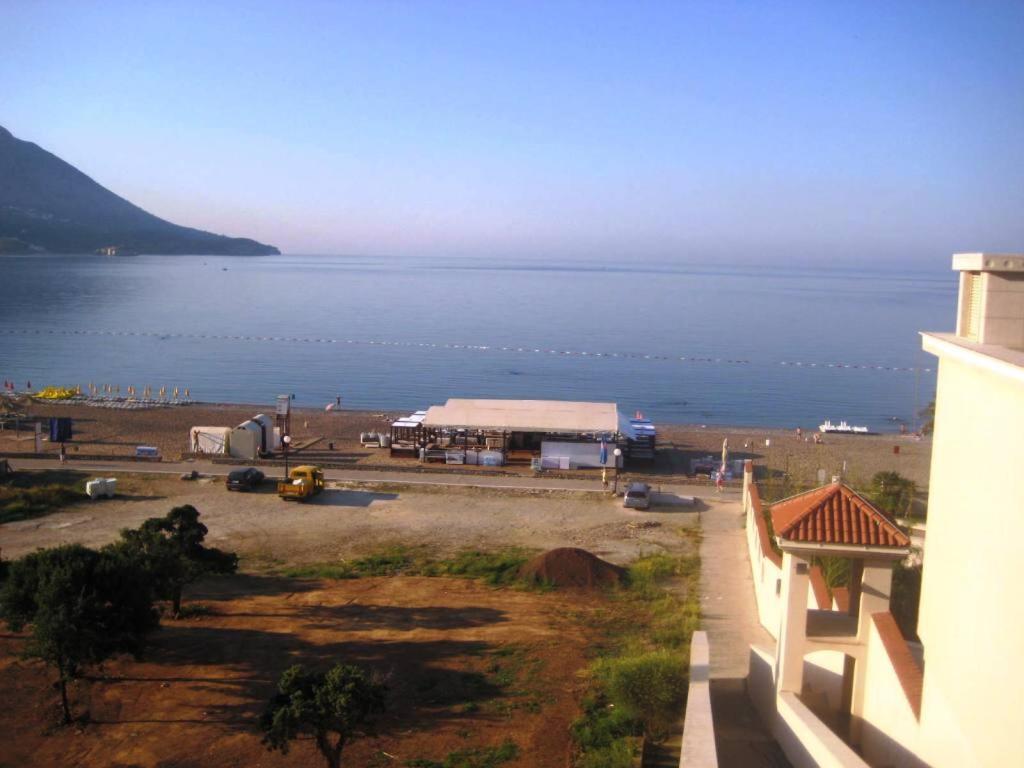 Apartmani Becici Exterior foto